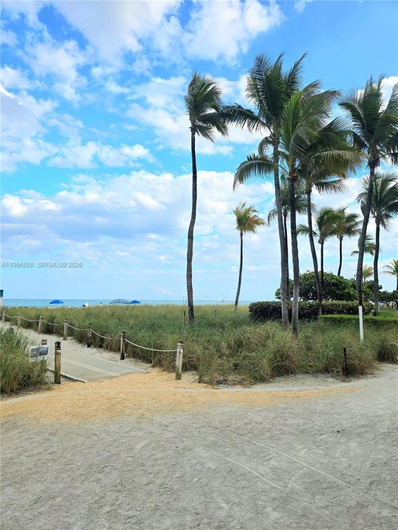 10175 Collins Ave, Unit 208, Bal Harbour, FL 33154 Photo