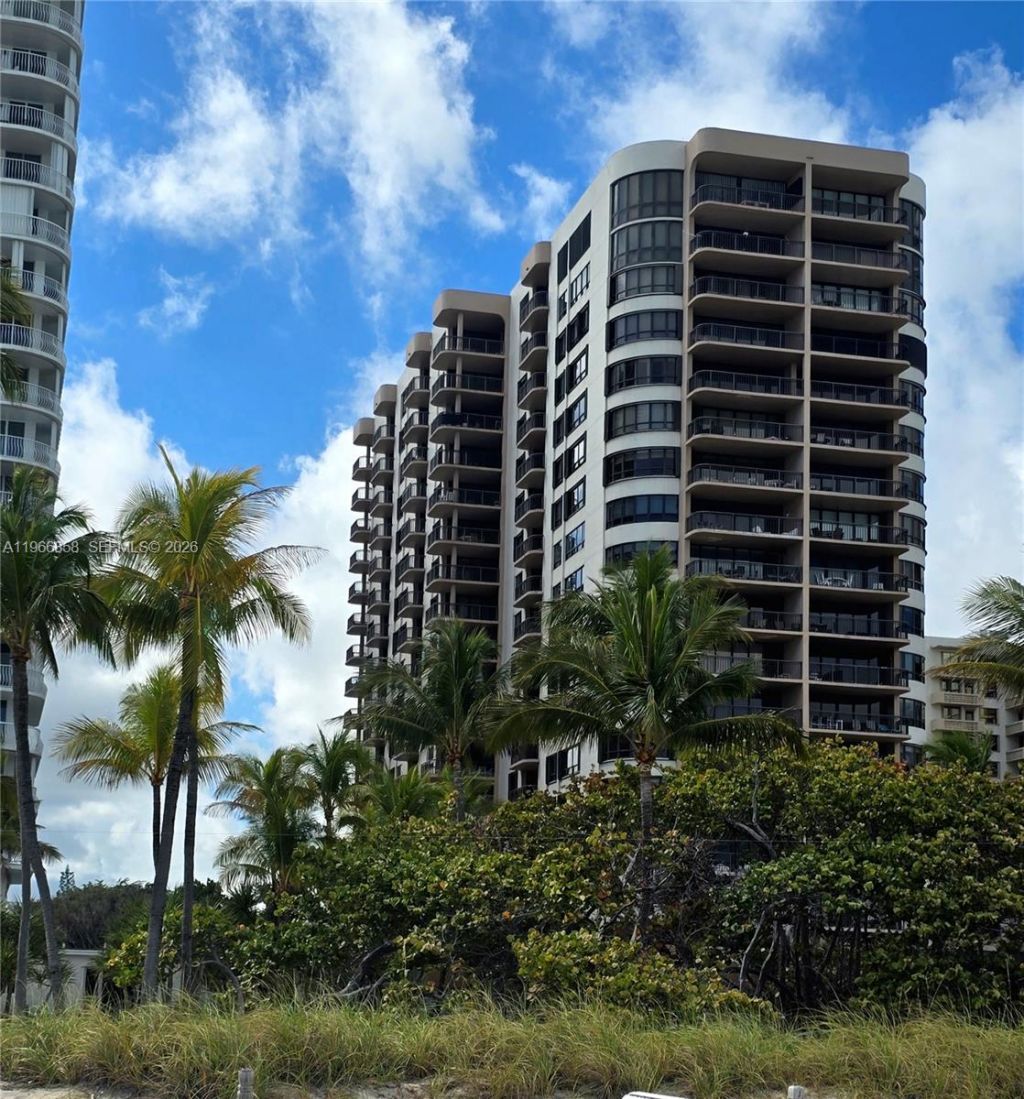 10175 Collins Ave, Unit 208, Bal Harbour, FL 33154 Photo