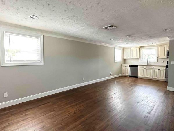 27 Southridge Drive , Unit 2, Glen Cove, NY 11542