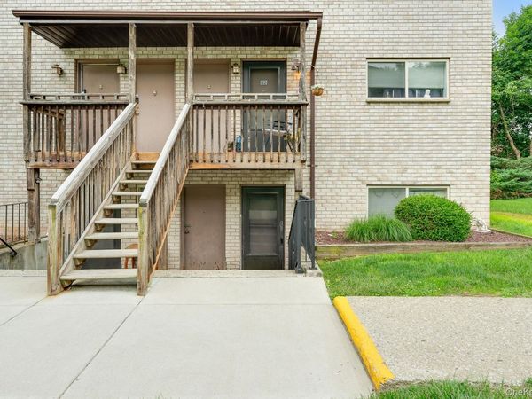 26 Cooper Road, Unit 411, Poughkeepsie, NY 12603