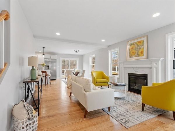 711 Massachusetts Avenue, Unit 2, Lunenburg, MA 01462