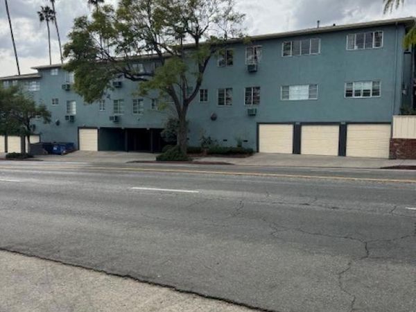 4501 Finley Ave, Unit 4, Los Angeles, CA 90027