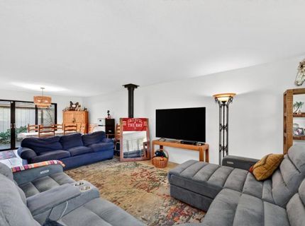 1055 Commons Dr, Sacramento, CA 95825 Photo
