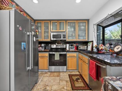 1055 Commons Dr, Sacramento, CA 95825 Photo