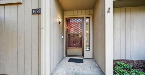 1055 Commons Dr, Sacramento, CA 95825 Photo