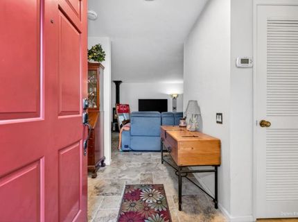 1055 Commons Dr, Sacramento, CA 95825 Photo