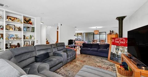 1055 Commons Dr, Sacramento, CA 95825 Photo