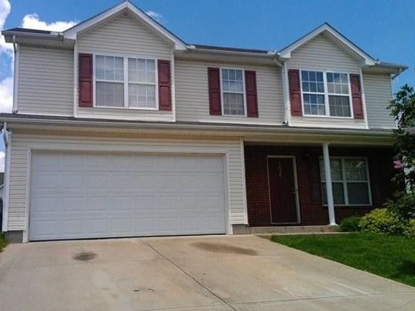 1026 Cheryl Ln, La Vergne, TN 37086