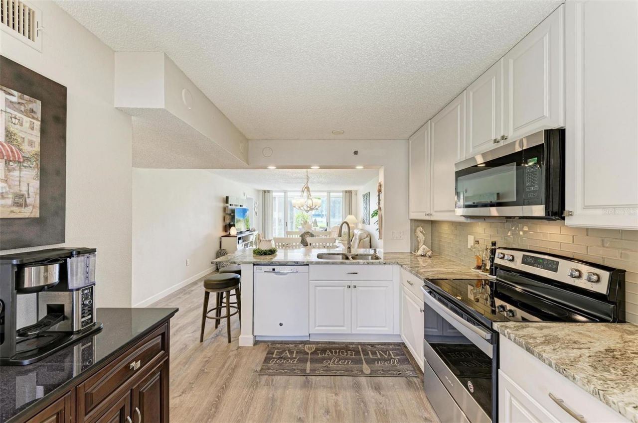 4480 Fairways Boulevard, Unit 109, Bradenton, FL 34209 Photo