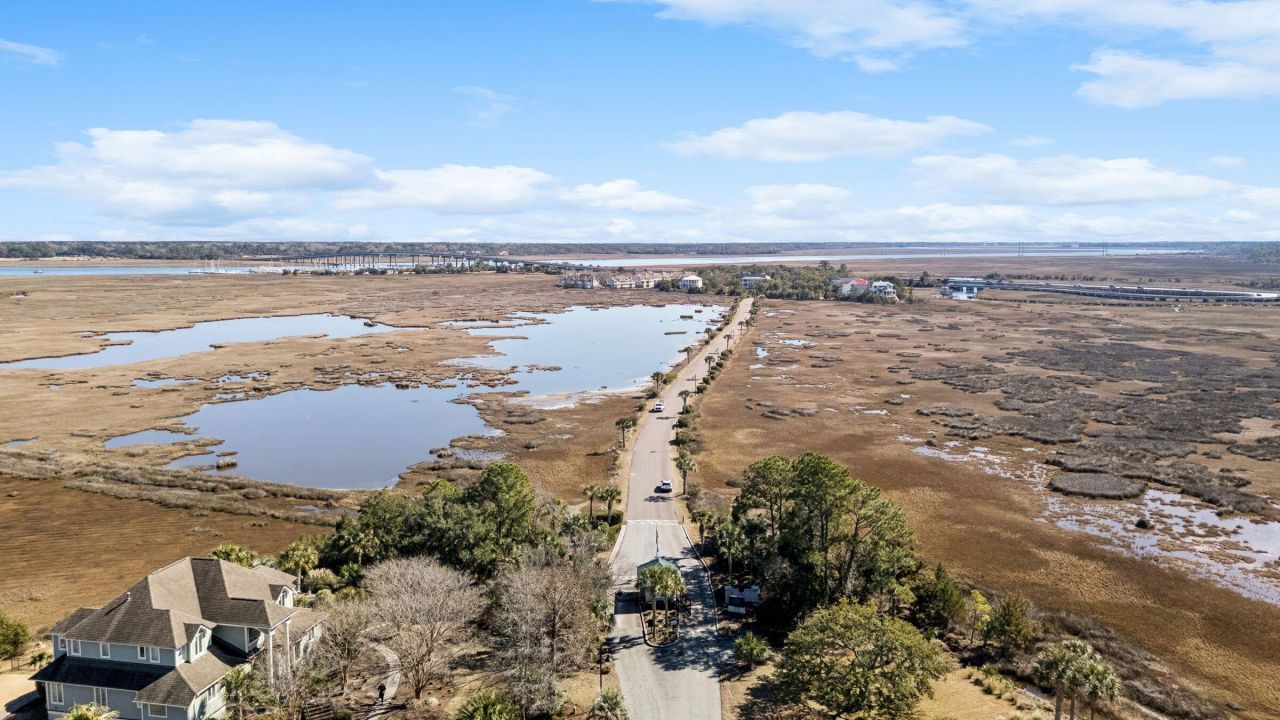 1440 Headquarters Plantation Drive Photo 23