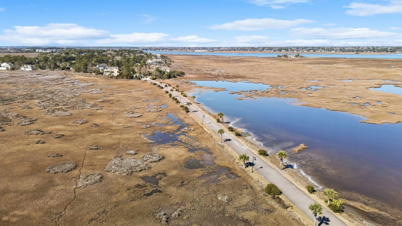 1440 Headquarters Plantation Drive Photo 28