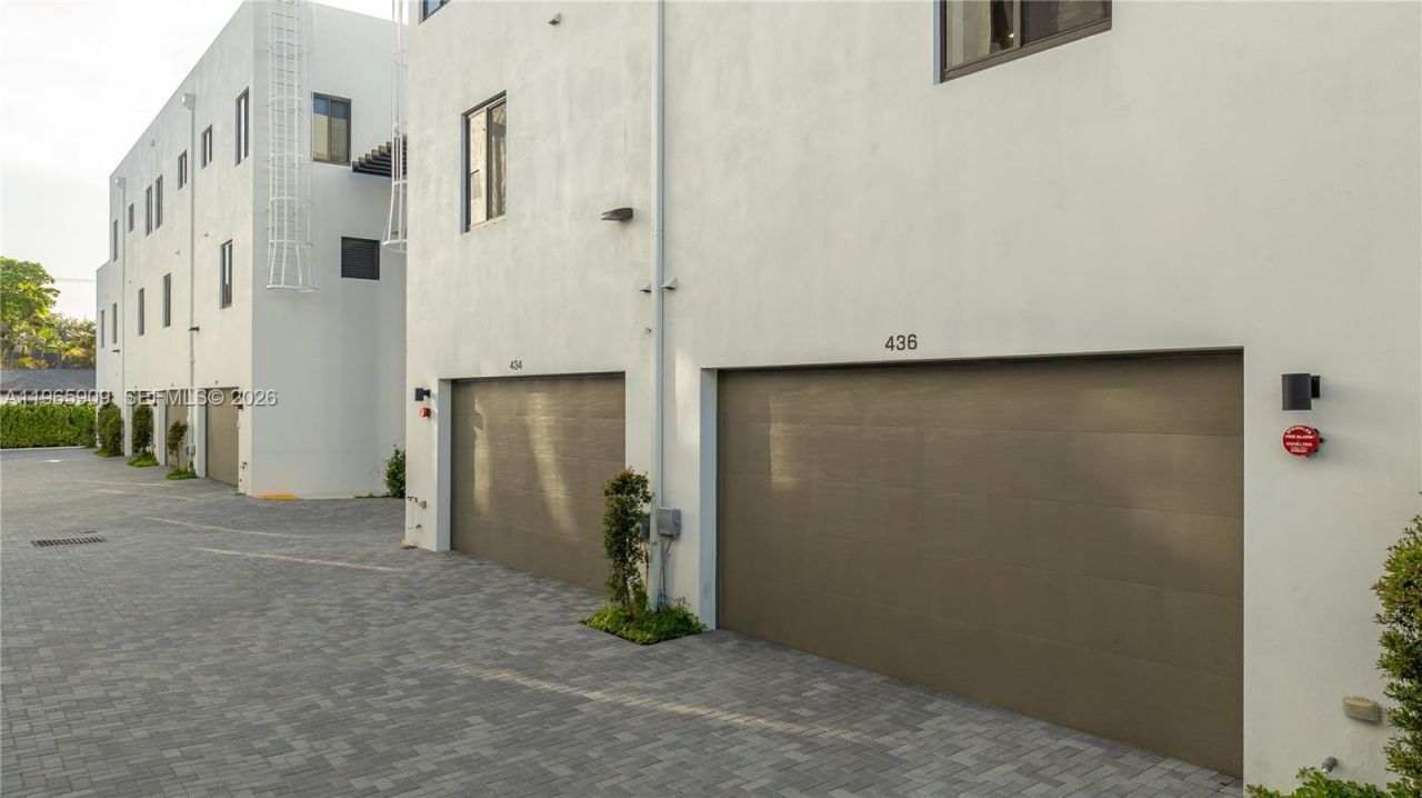 436 SE 12th Ct, Fort Lauderdale, FL 33316 Photo