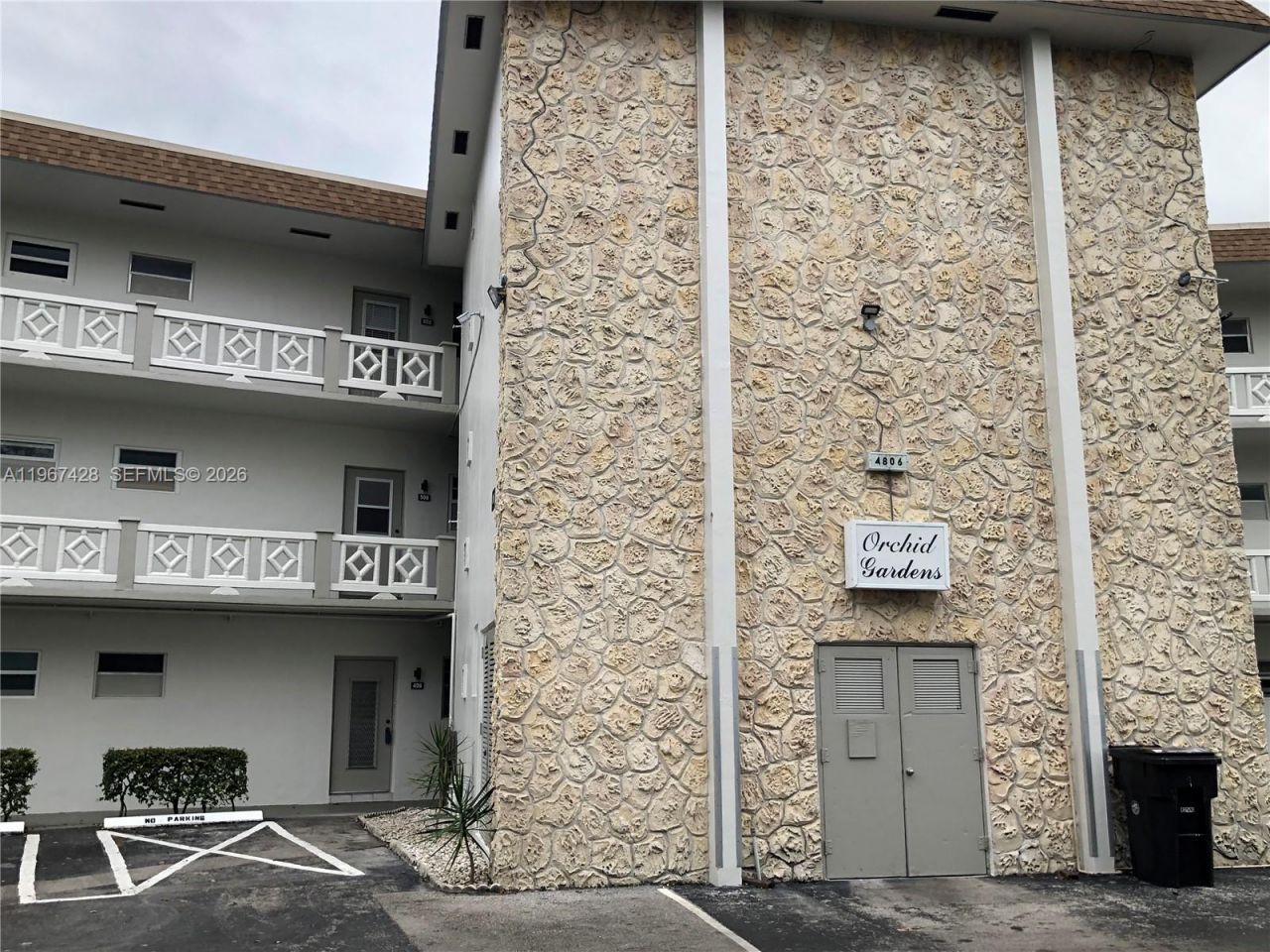 4806 NW 36th St , Unit 607, Lauderdale Lakes, FL 33319 Photo