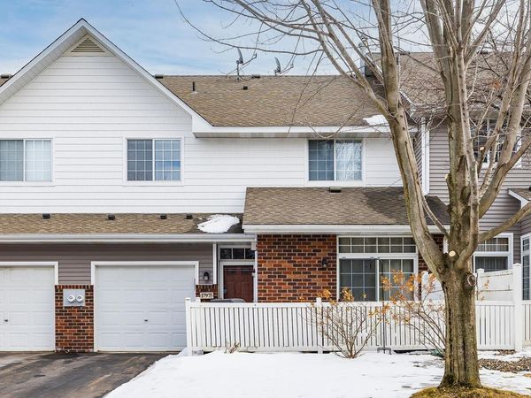 17975 Cobblestone Way, Eden Prairie, MN 55347