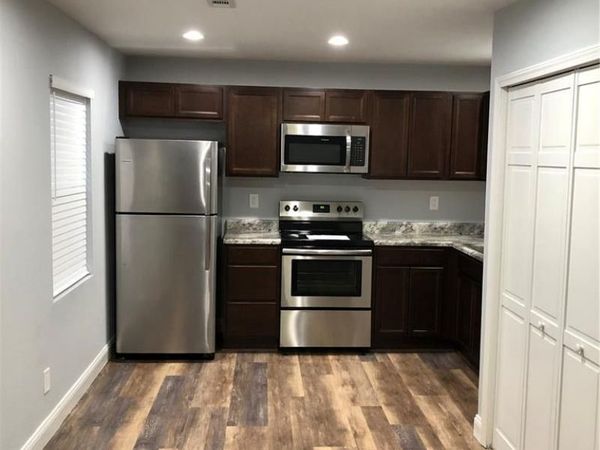 261 Mount Everest Drive , Fenton, MO 63026