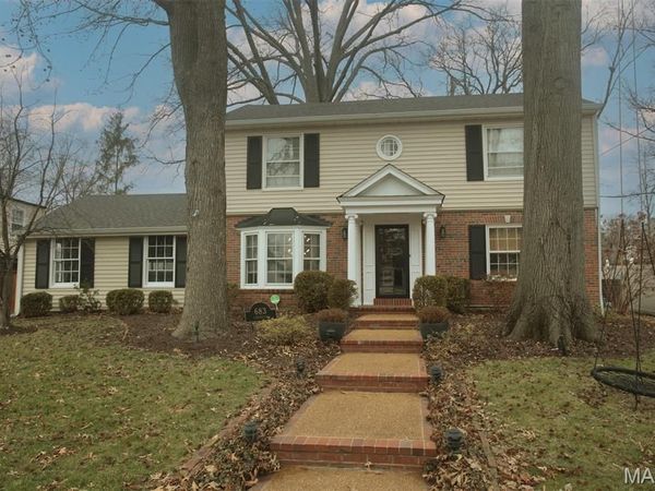 683 Hawbrook Avenue, Glendale, MO 63122