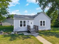 411 E Mazon Street, Gardner, IL 60424 primary photo