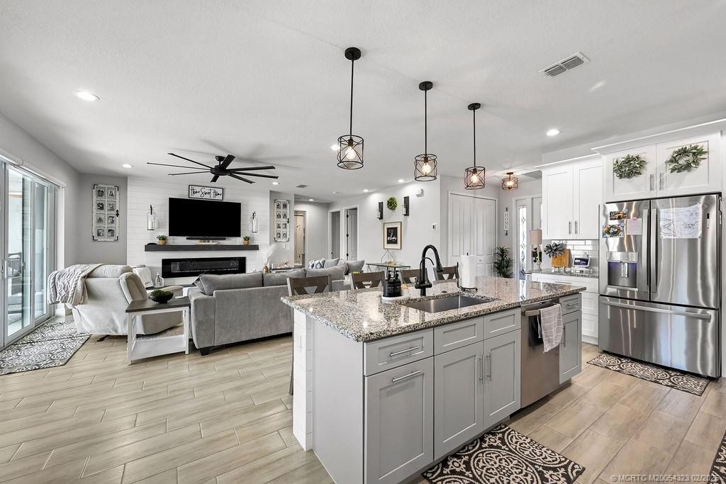 2192 SW Harrison Avenue, Port Saint Lucie, FL 34953 Photo