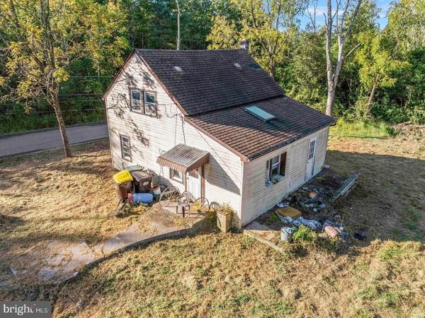 1270 FENNEL ROAD, PENNSBURG, PA 18073