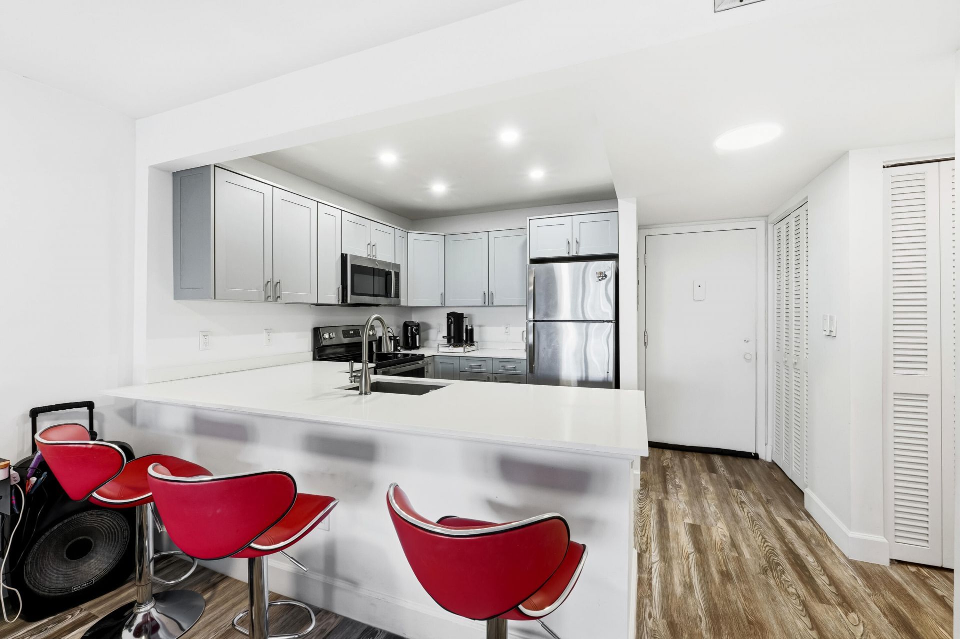 1502 S Lakeside Drive, Unit 116, Lake Worth Beach, FL 33460 Photo