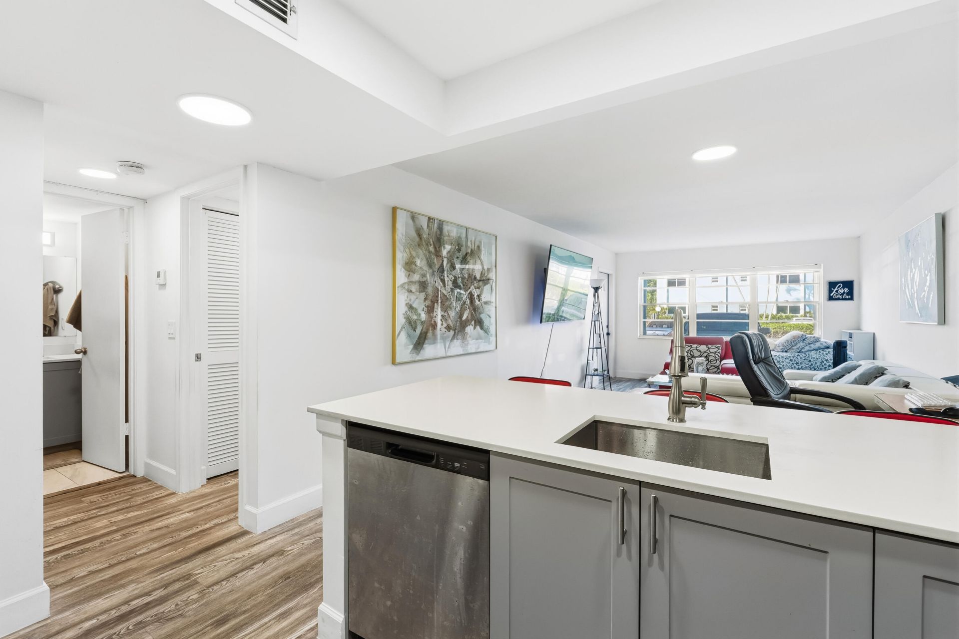 1502 S Lakeside Drive, Unit 116, Lake Worth Beach, FL 33460 Photo