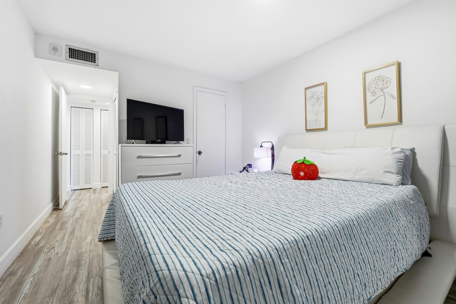 1502 S Lakeside Drive, Unit 116, Lake Worth Beach, FL 33460 Photo