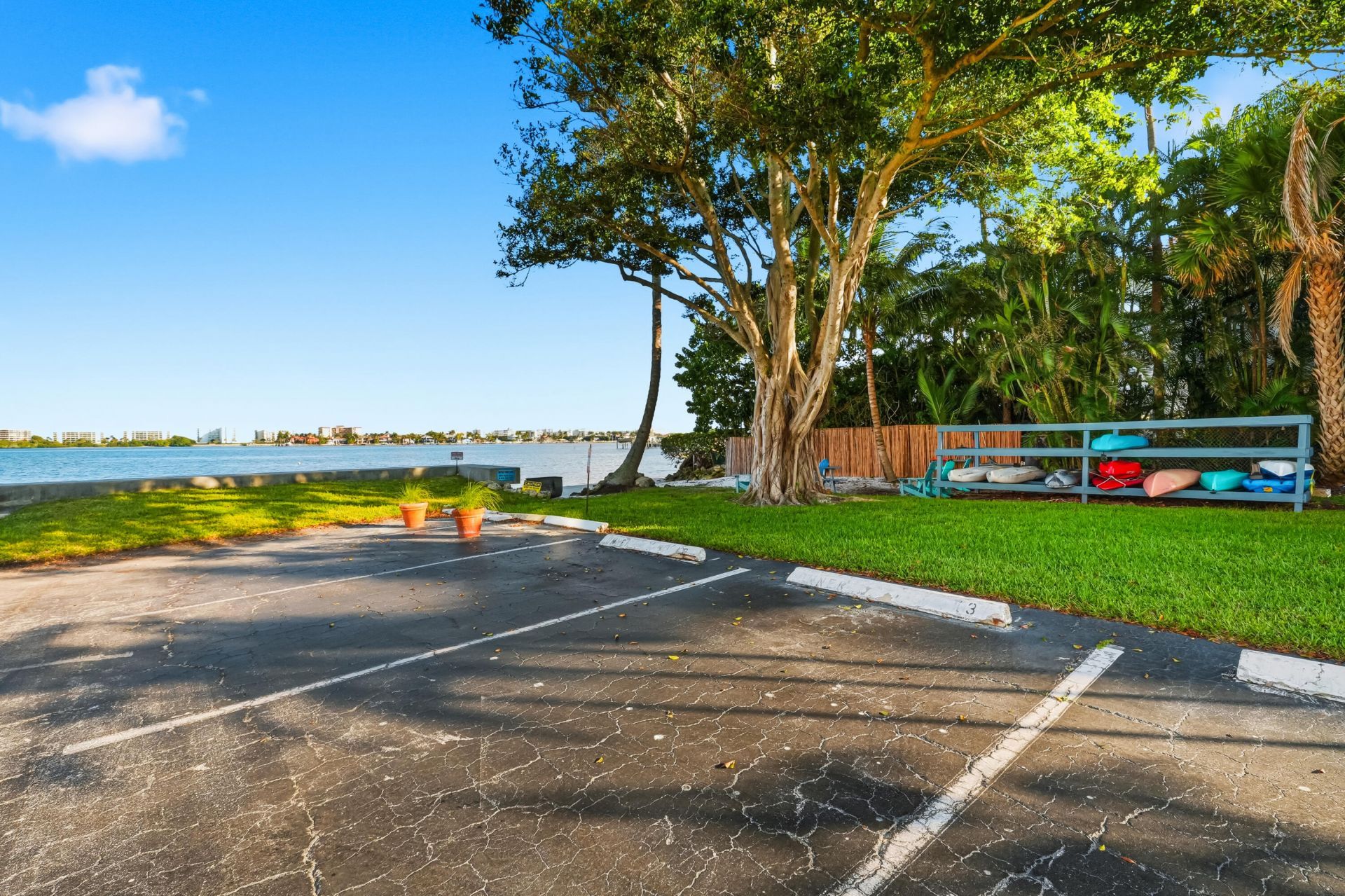 1502 S Lakeside Drive, Unit 116, Lake Worth Beach, FL 33460 Photo