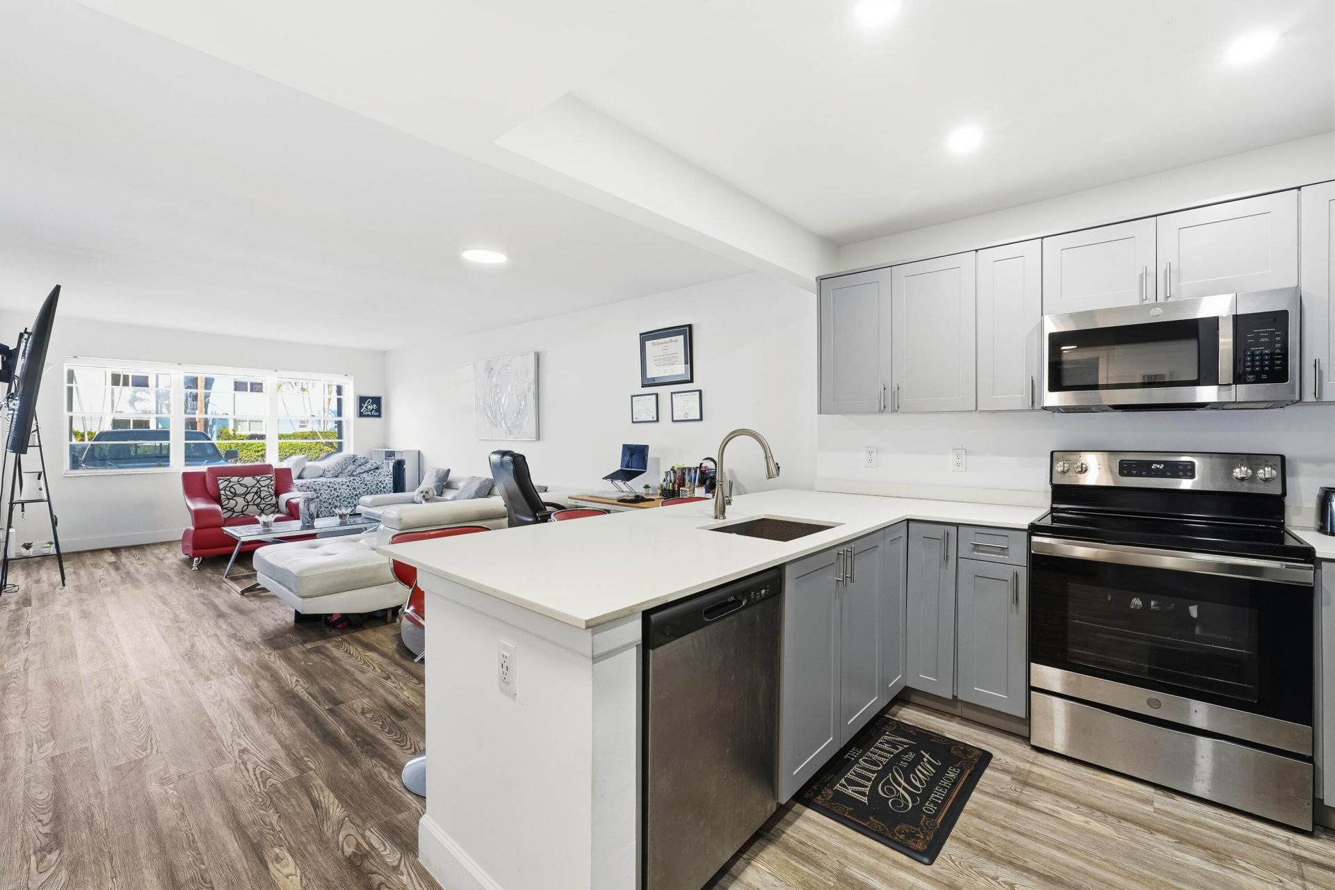 1502 S Lakeside Drive, Unit 116, Lake Worth Beach, FL 33460 Photo