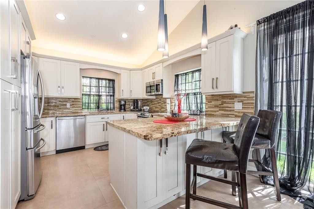 1170 Laguna Springs Drive, Weston, FL 33326 Photo