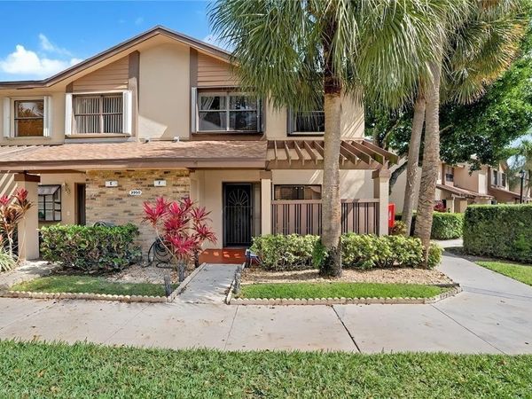 3950 Cocoplum Circle, Unit 3638, Coconut Creek, FL 33063