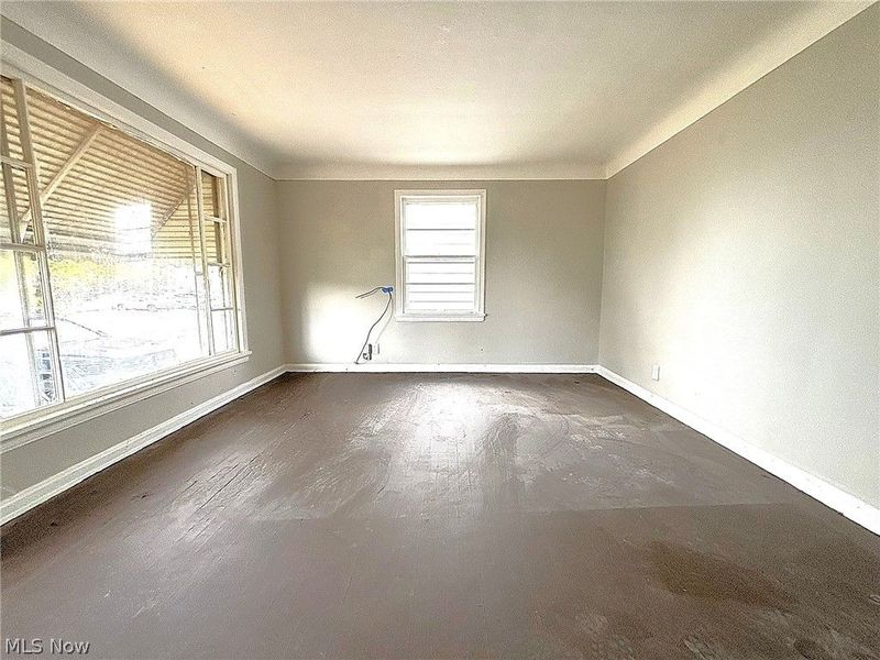 4065 E 153rd Street, Cleveland, OH 44128 Photo 3