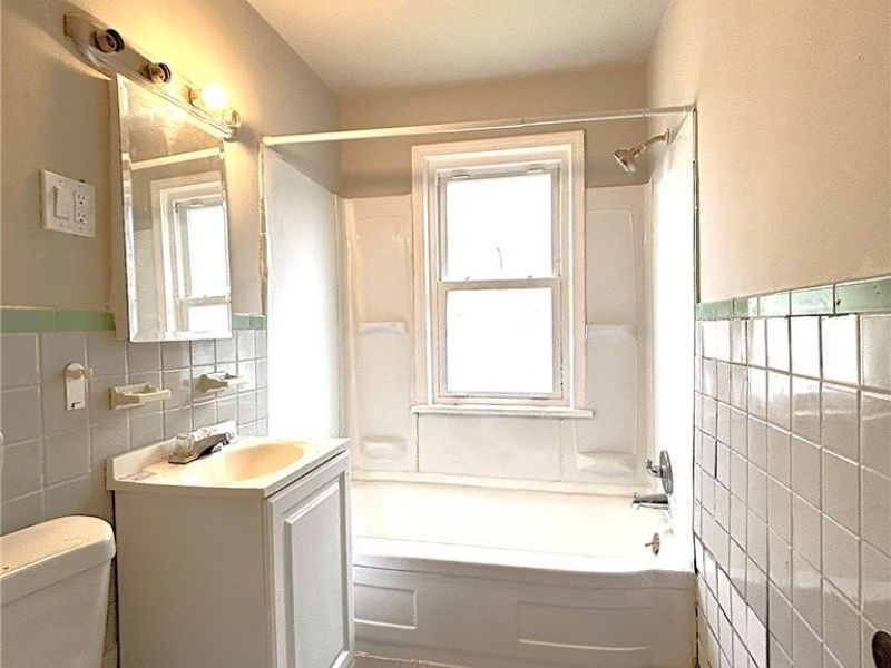 4065 E 153rd Street, Cleveland, OH 44128 Photo 4