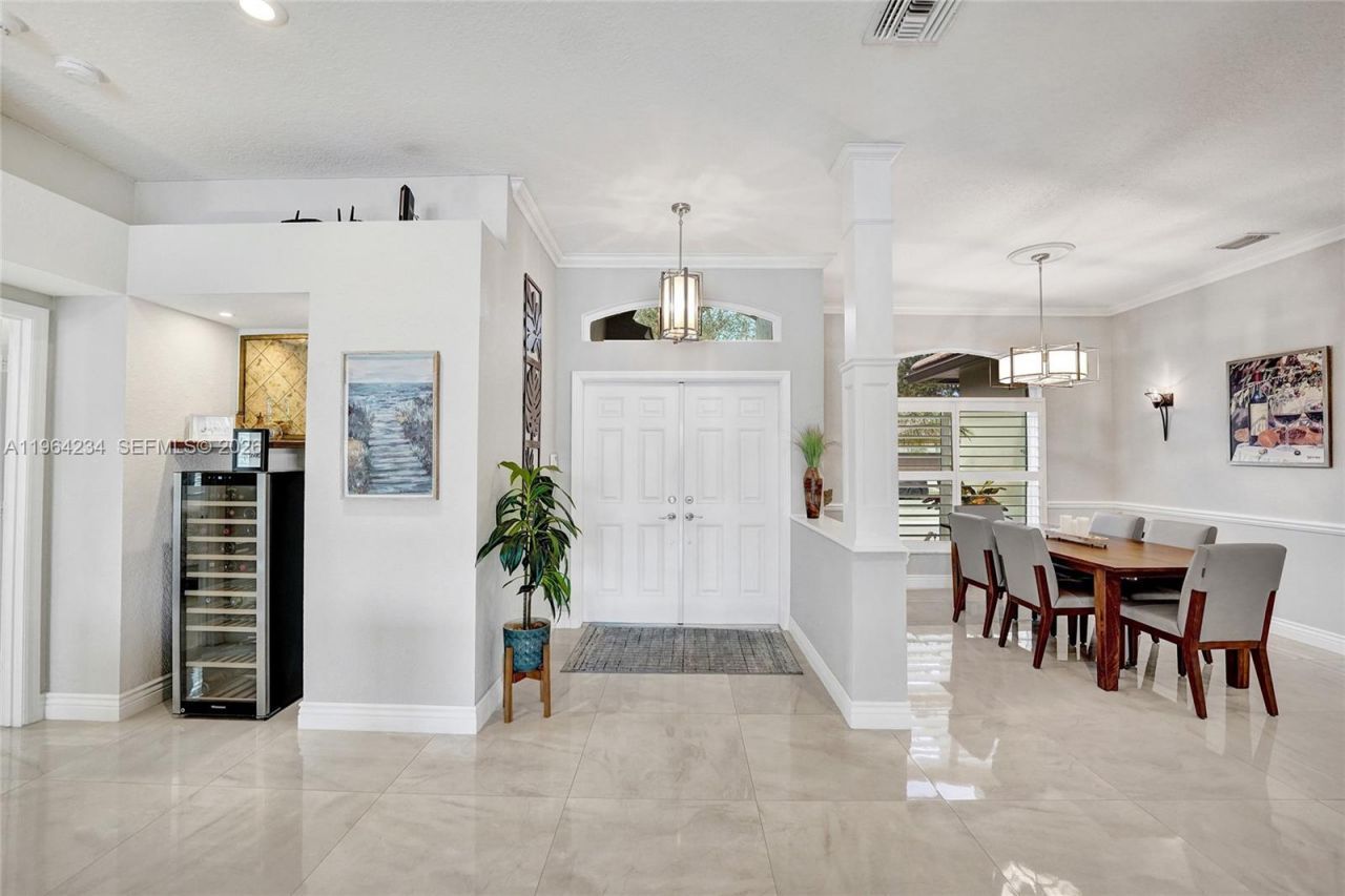 6686 SW 166th Dr, Pembroke Pines, FL 33331 Photo