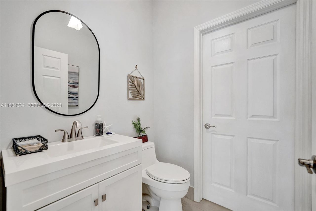 6686 SW 166th Dr, Pembroke Pines, FL 33331 Photo