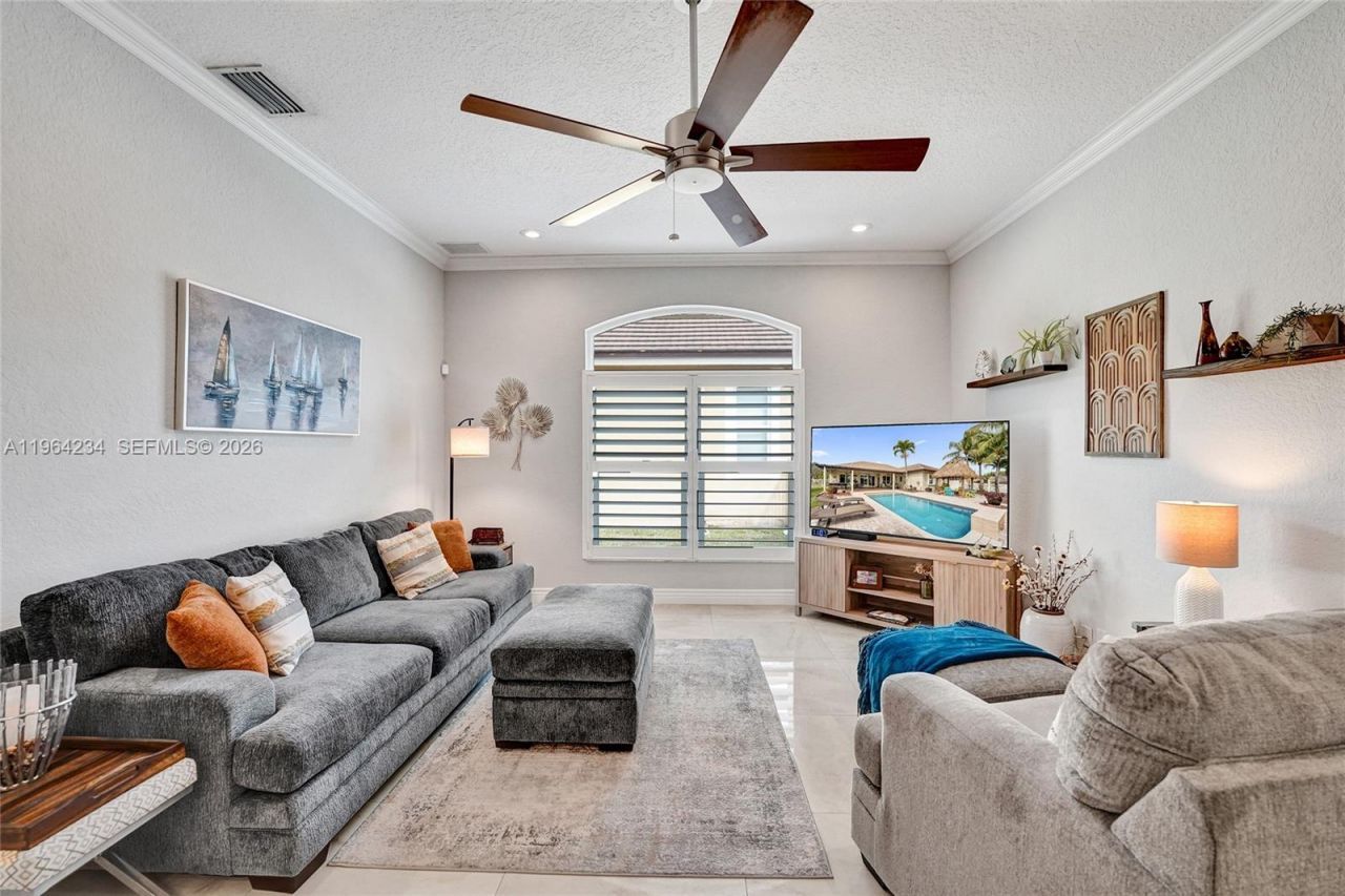 6686 SW 166th Dr, Pembroke Pines, FL 33331 Photo