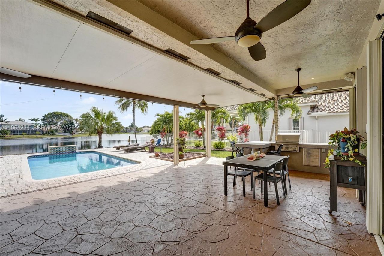 6686 SW 166th Dr, Pembroke Pines, FL 33331 Photo