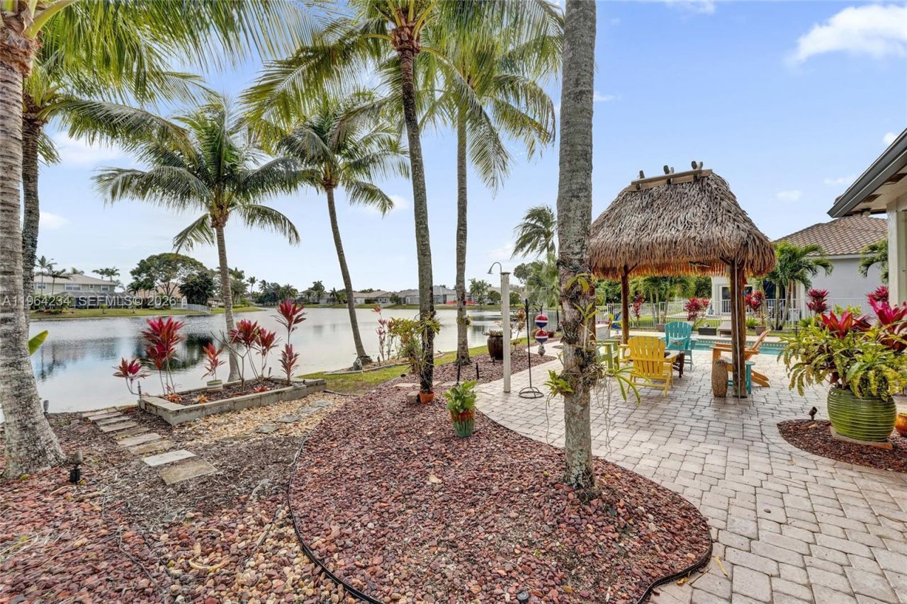 6686 SW 166th Dr, Pembroke Pines, FL 33331 Photo