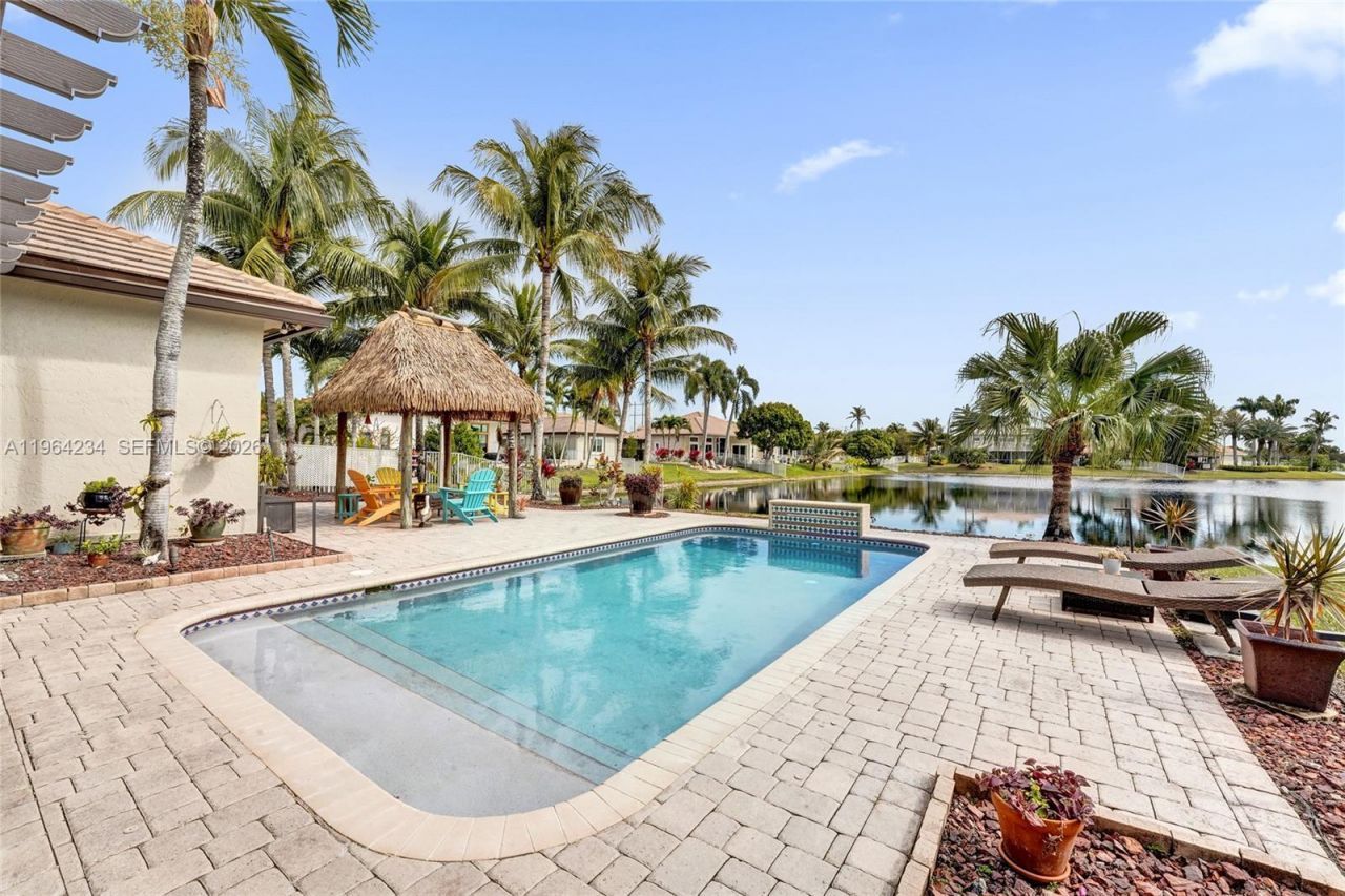 6686 SW 166th Dr, Pembroke Pines, FL 33331 Photo