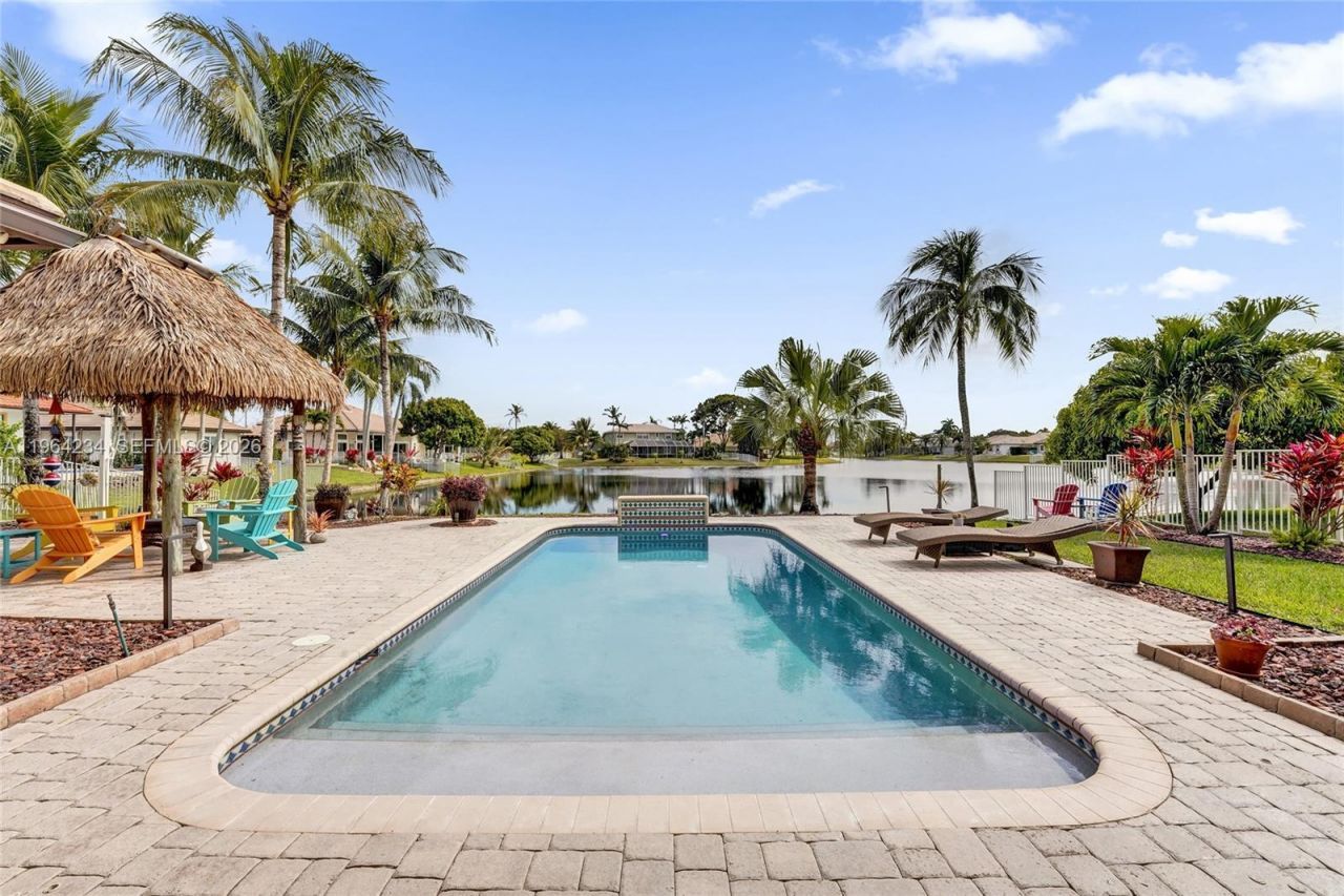 6686 SW 166th Dr, Pembroke Pines, FL 33331 Photo