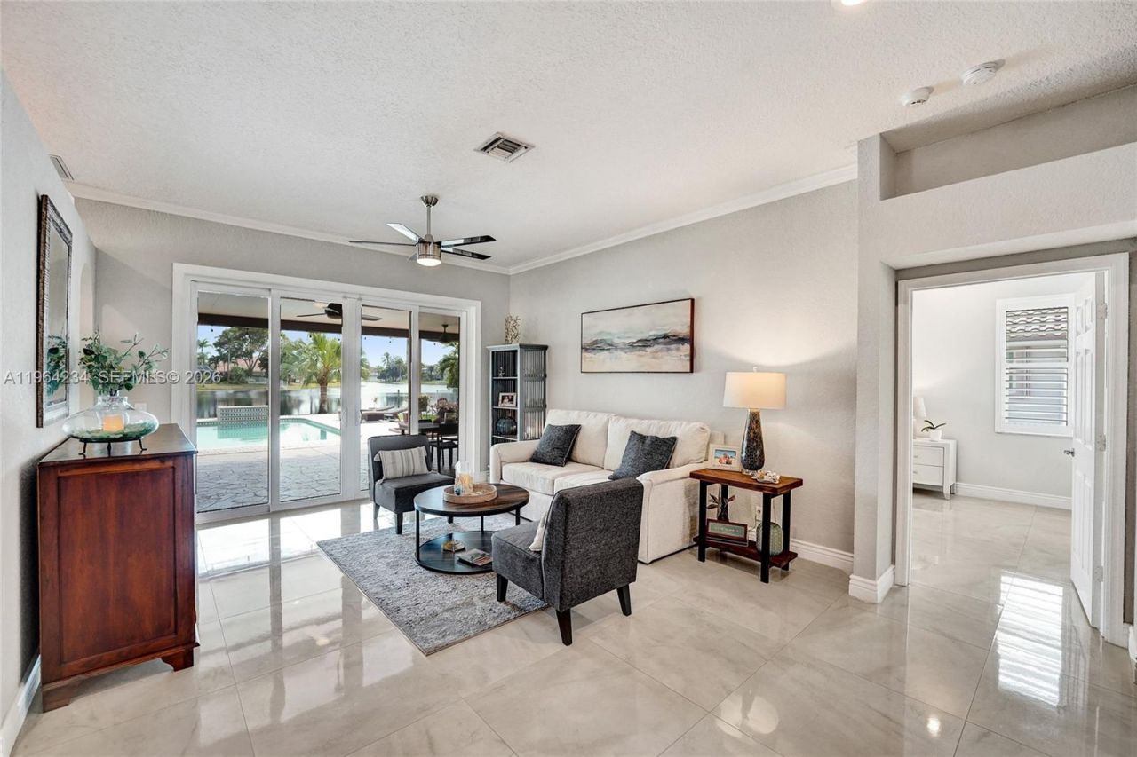 6686 SW 166th Dr, Pembroke Pines, FL 33331 Photo