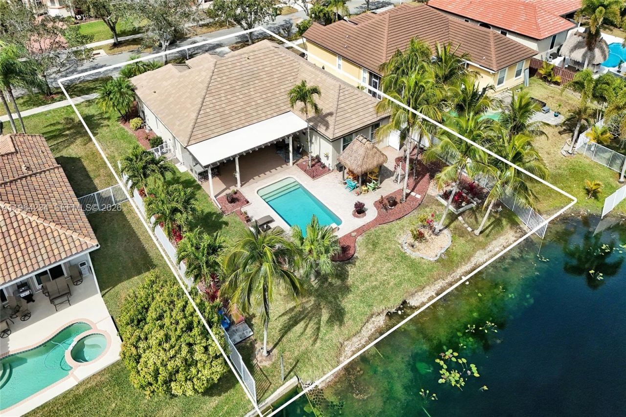 6686 SW 166th Dr, Pembroke Pines, FL 33331 Photo