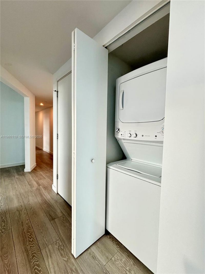 501 NE 31st St, Unit 2208, Miami, FL 33137 Photo