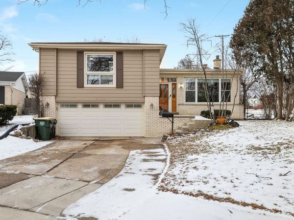 9330 Murray Court, Morton Grove, IL 60053