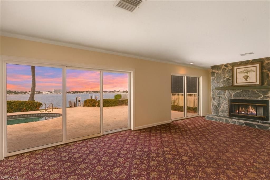 1535 Dolphin Ln , Naples, FL 34102 Photo