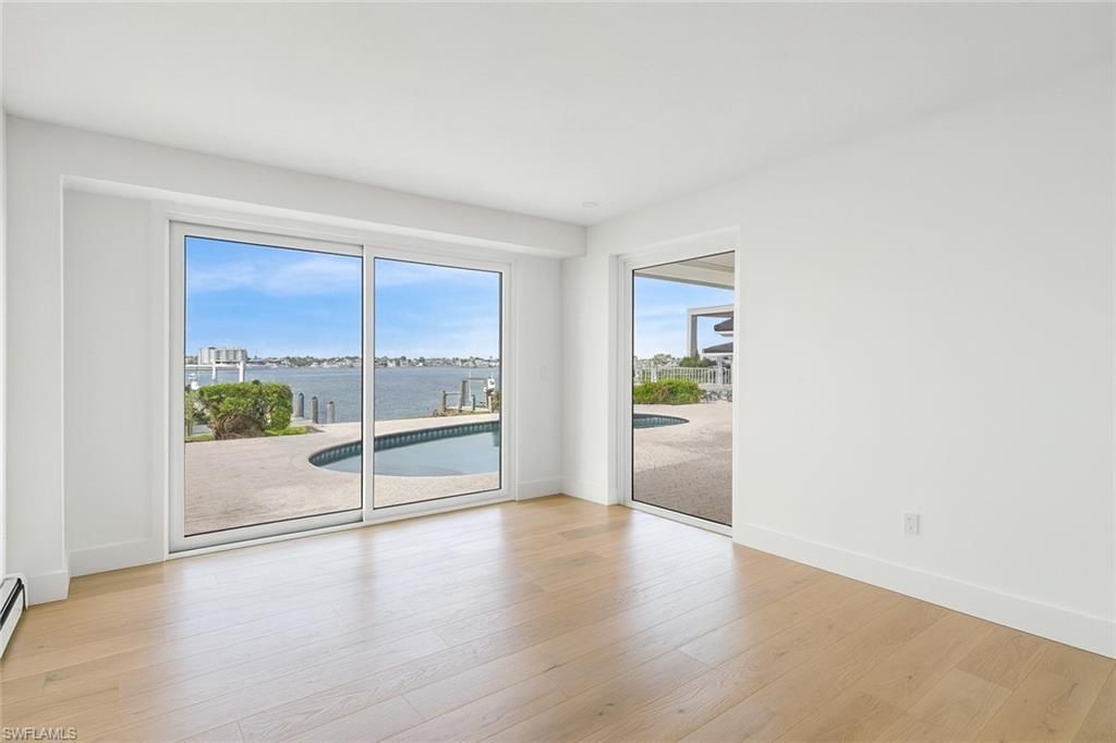 1535 Dolphin Ln , Naples, FL 34102 Photo