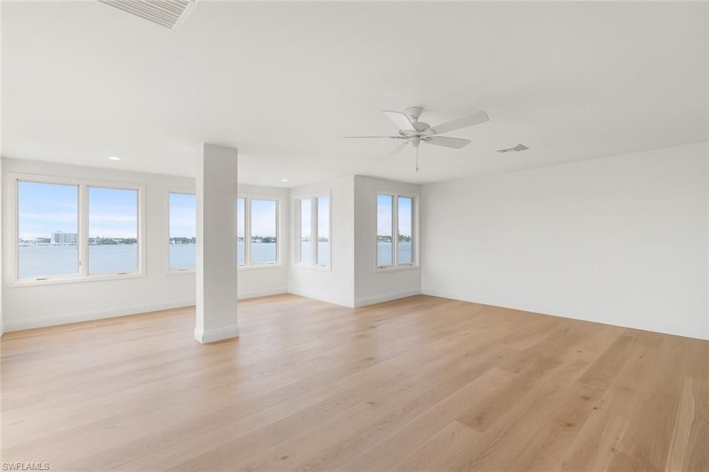 1535 Dolphin Ln , Naples, FL 34102 Photo