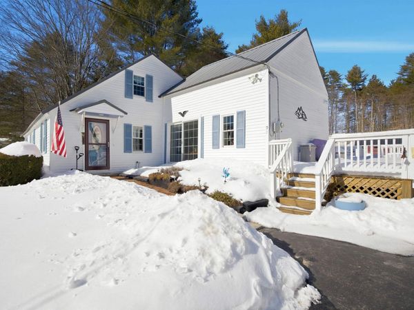 92 Waterloo Street, Warner, NH 03278