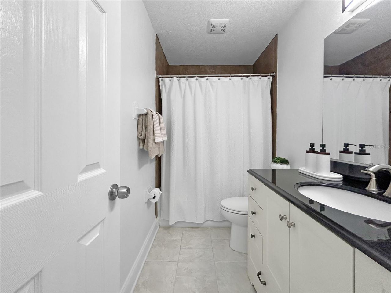 5037 Starfish Drive Se, Unit D, Saint Petersburg, FL 33705 Photo