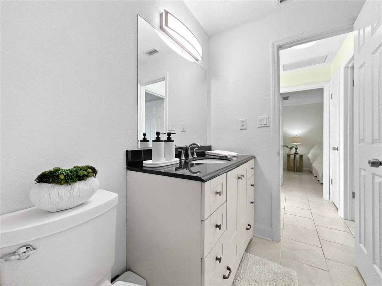 5037 Starfish Drive Se, Unit D, Saint Petersburg, FL 33705 Photo