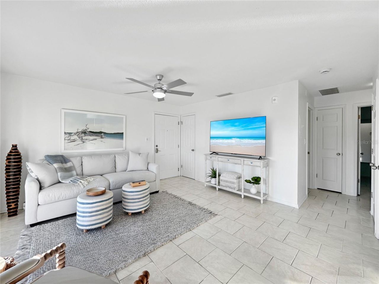 5037 Starfish Drive Se, Unit D, Saint Petersburg, FL 33705 Photo